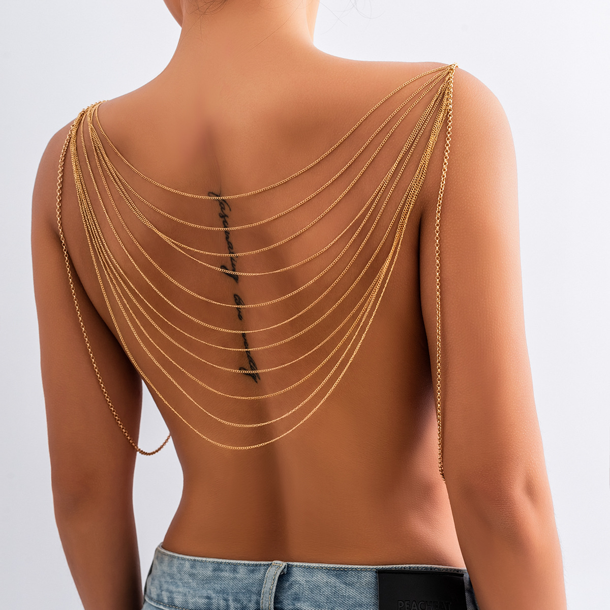 Cadena clásica multicapa con b - Body Jewelry Chest reseña y precio