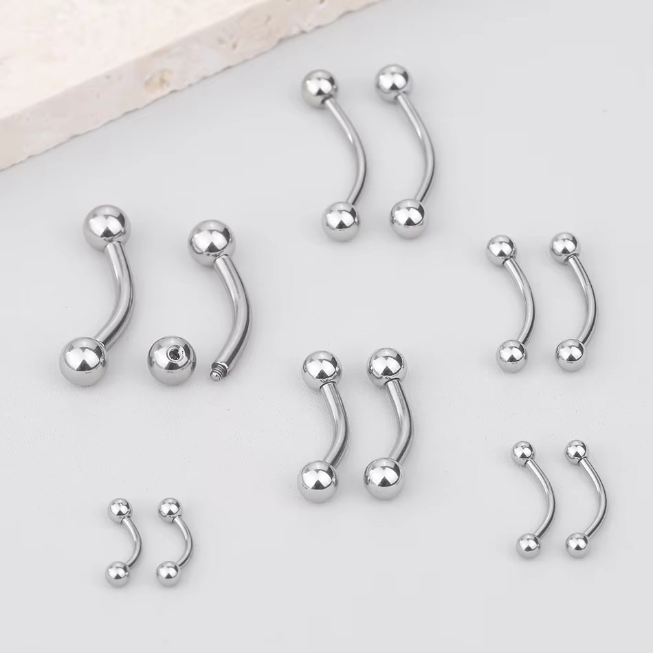 Piercing de titanio con barra  - Eyebrow Curved Barbell reseña y precio