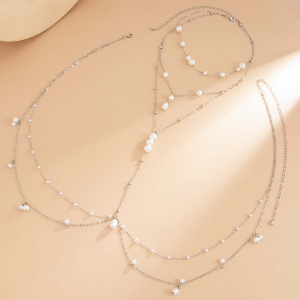 Collar de perlas de imitación  - Body Jewelry By The Chain Gang reseña y precio